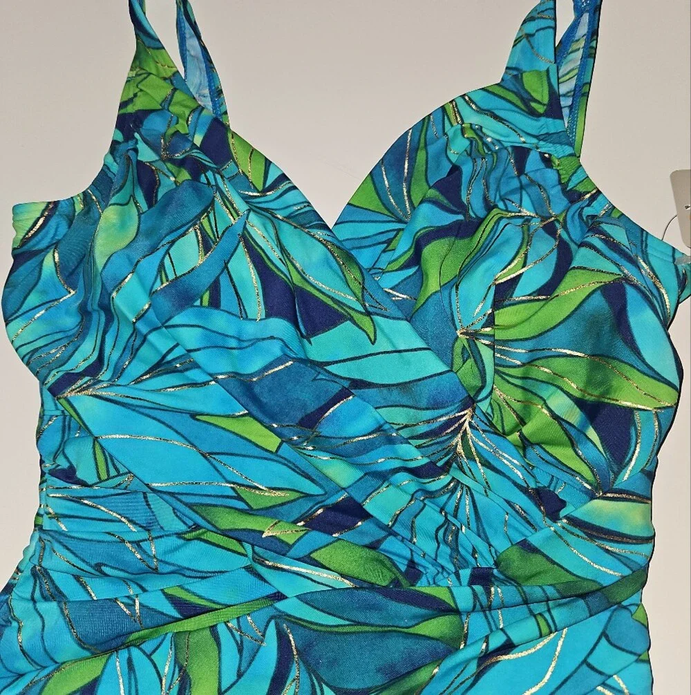 NWT Kirkland Signature Tropical Leaf Print One-Piece Swimsuit